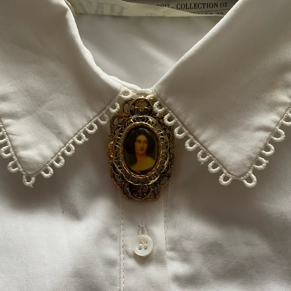 Vintage cameo Gerry’s brooch can be worn as necklace - Picture 2 of 6